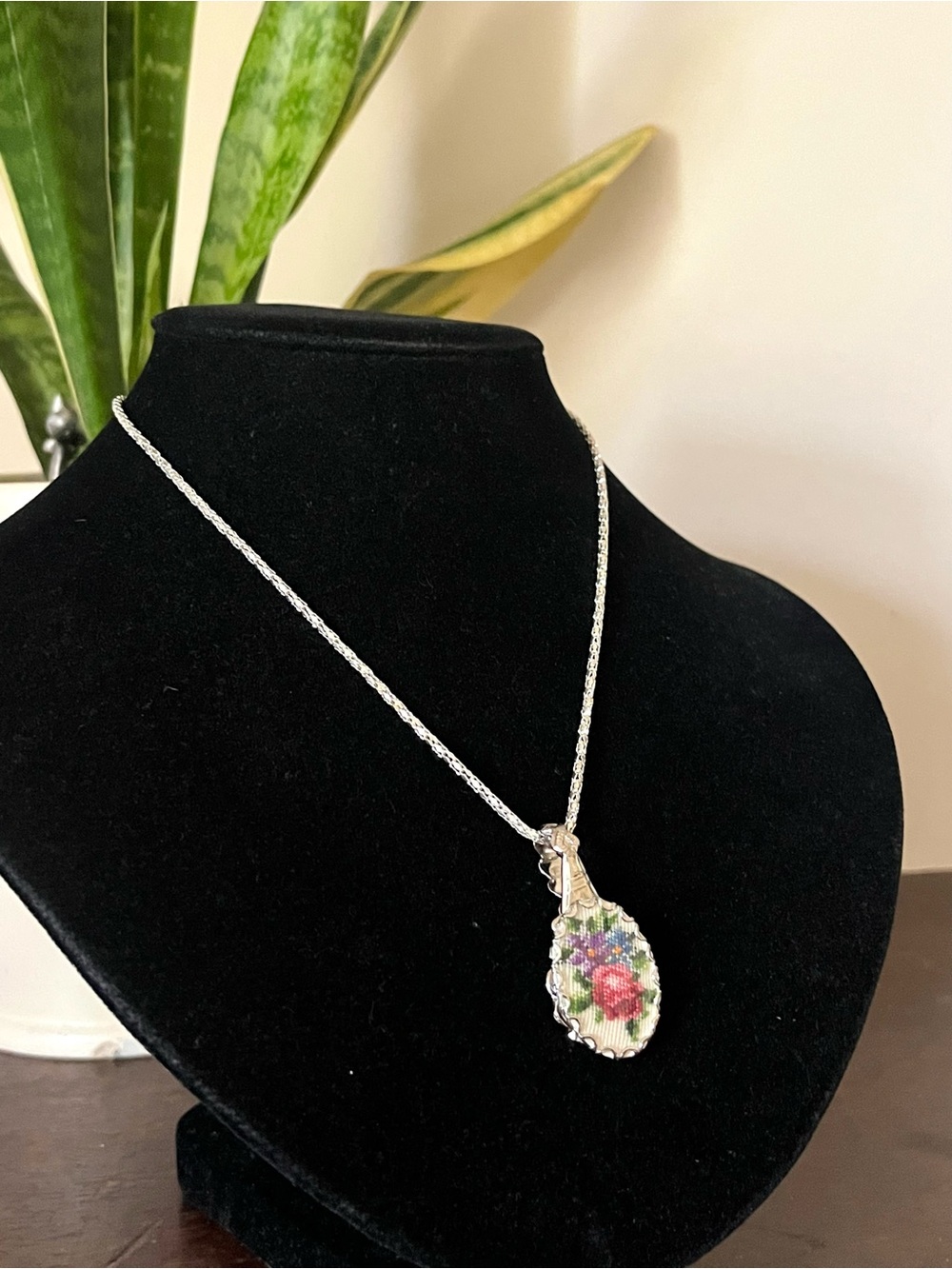Vintage Floral Petit Point Floral Pendant Silver Necklace